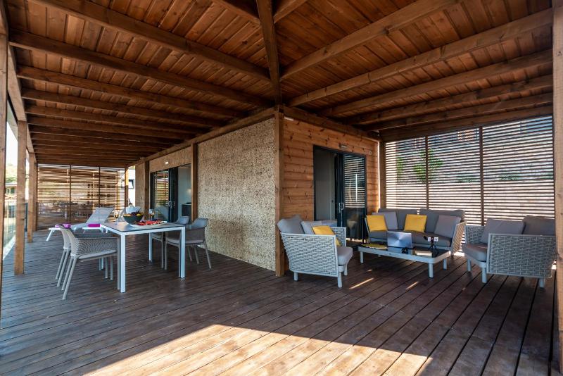 Eco luxury two-bedroom camping villa with sea view terrace image 3