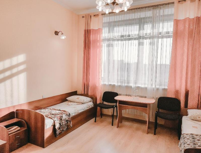 Single Bed in Dormitory Room image 3