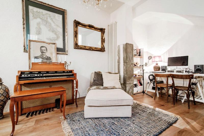 Casa boutique pietra e design nel centro storico - image 31