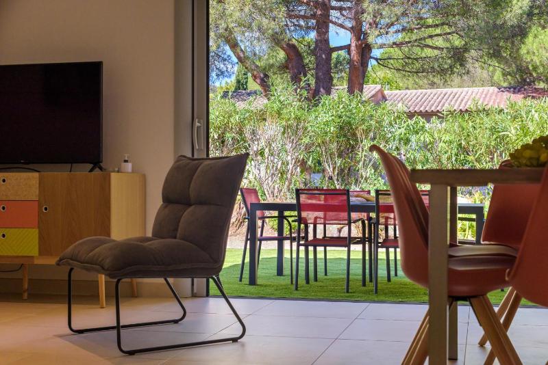 Two-Bedroom House with Private Garden image 4
