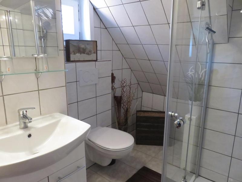 Standard Twin Room image 1
