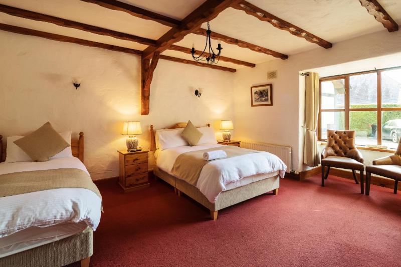 Triple Room image 2