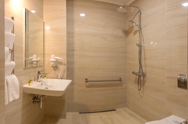 Junior Suite image 3