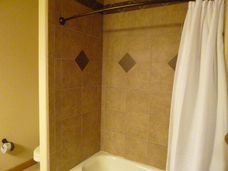 One-Bedroom Apartment (2 Adults) image 3