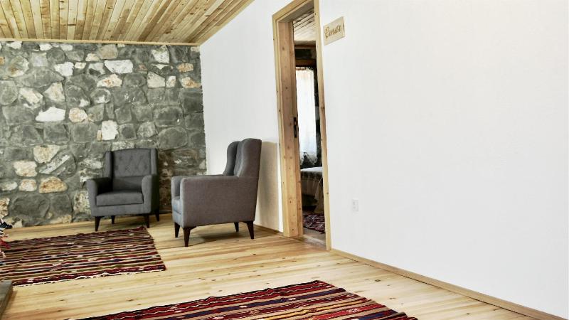 Deluxe Double Room image 3