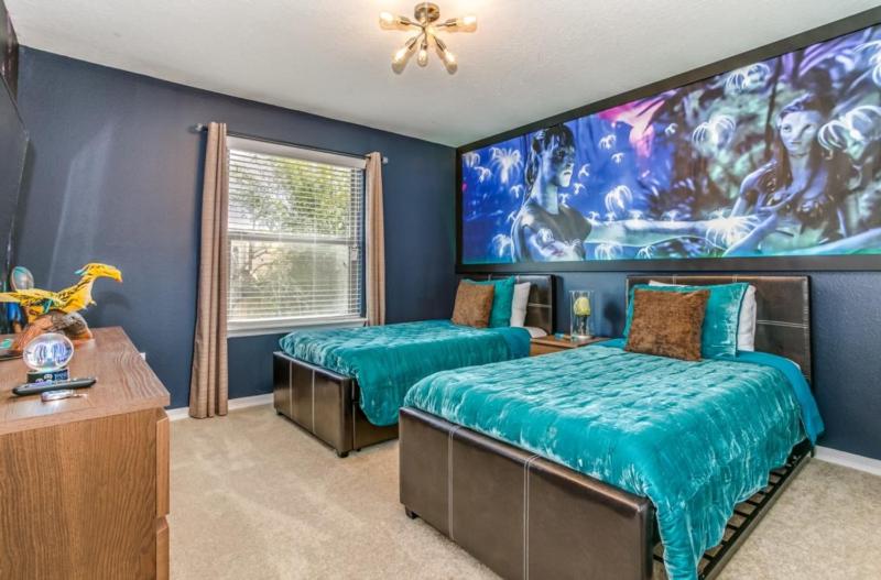 Orlando Estate Retreat Pool Fun & Theme Park Access - image 27