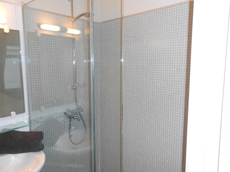Four-Bedroom Apartment image 4