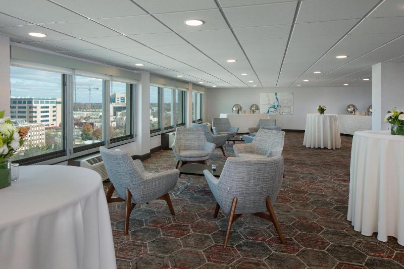 Crowne Plaza Memphis Downtown By IHG - image 23