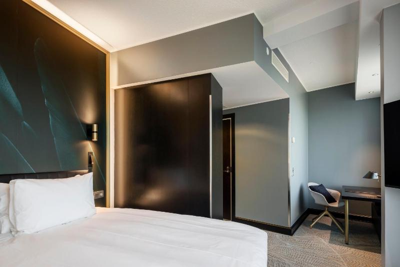 Standard Room image 3