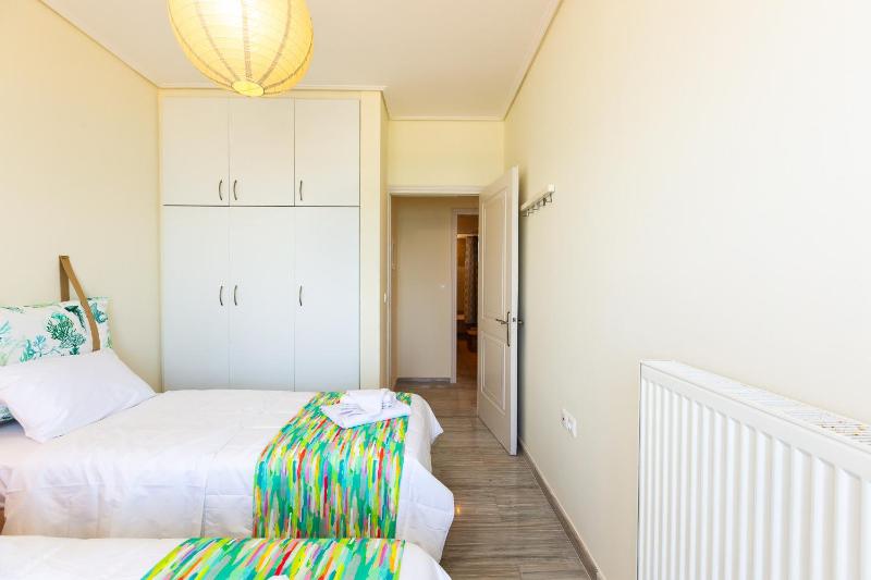 Deluxe King Suite image 4