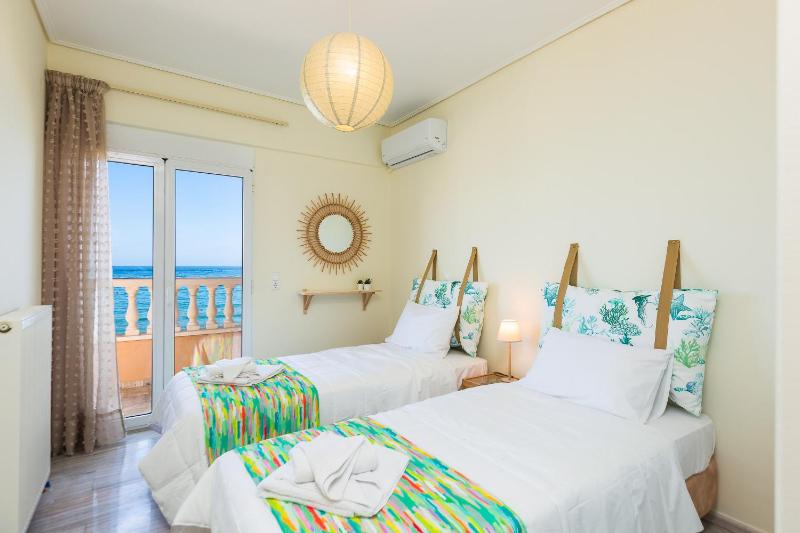 Deluxe King Suite image 2