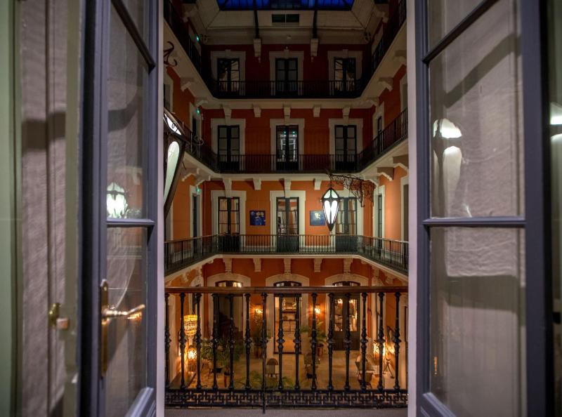 Le Grand Hotel - image 22