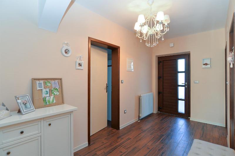 Apartment image 3
