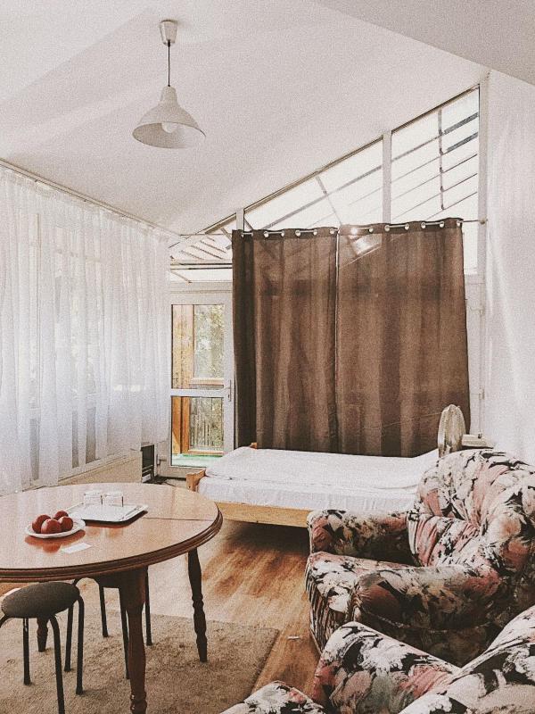 Standard Triple Room image 4