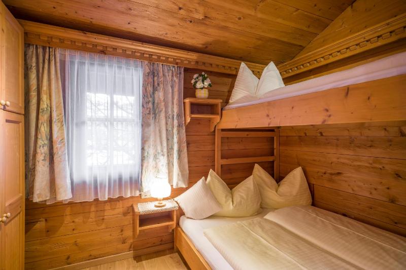 Two-Bedroom Apartment - Separate Building image 3