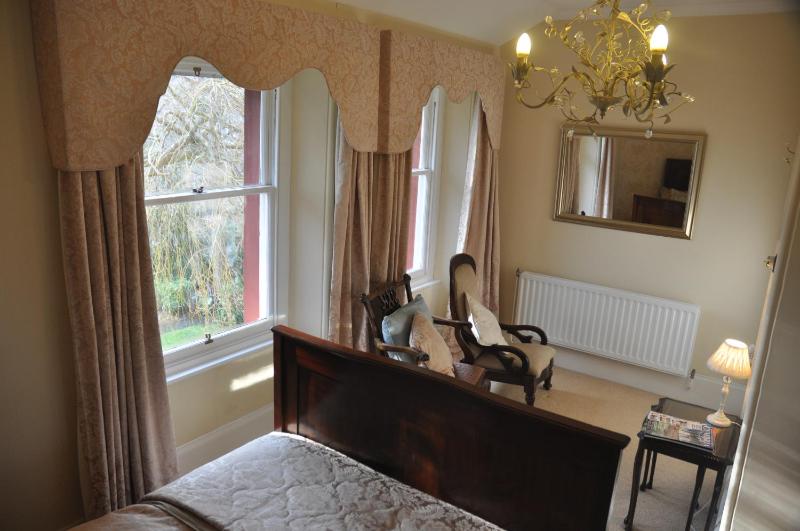 Single Room image 2