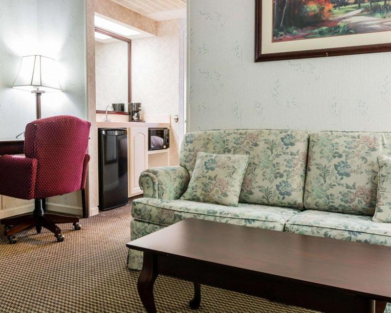 King Suite image 2