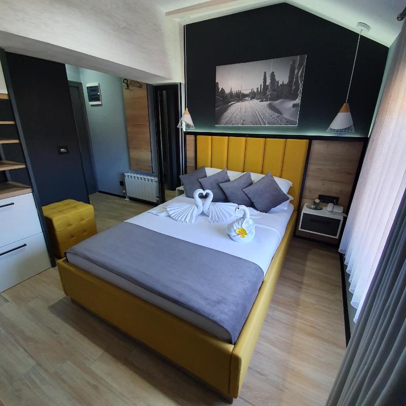 Standard Double Room image 1