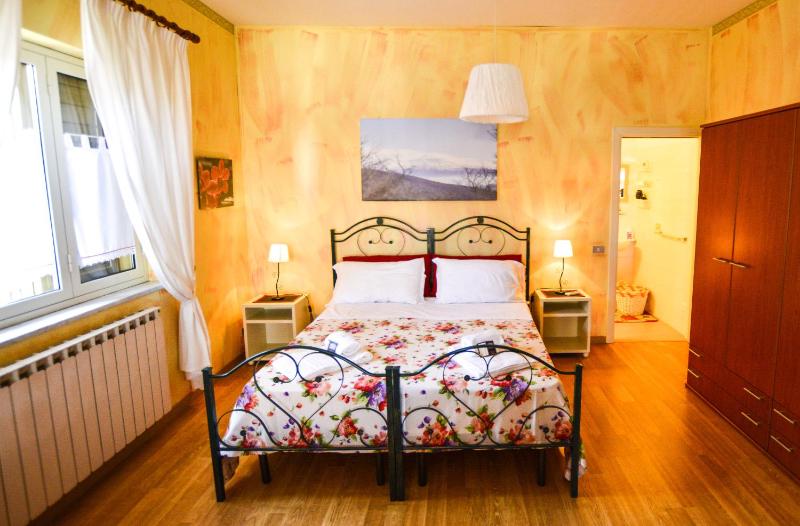 Quadruple Room image 2