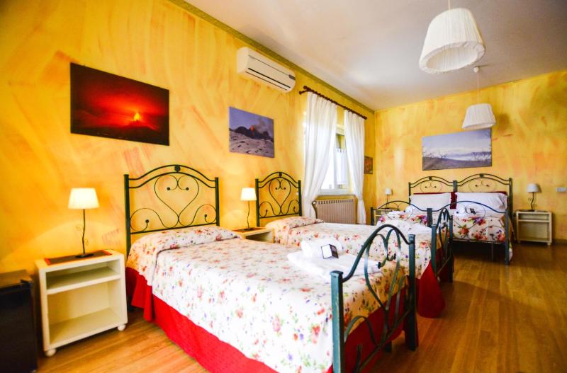 Quadruple Room image 3
