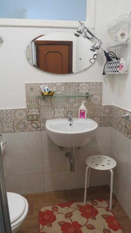 Double or Twin Room with Terrace and Private External Bathroom image 2