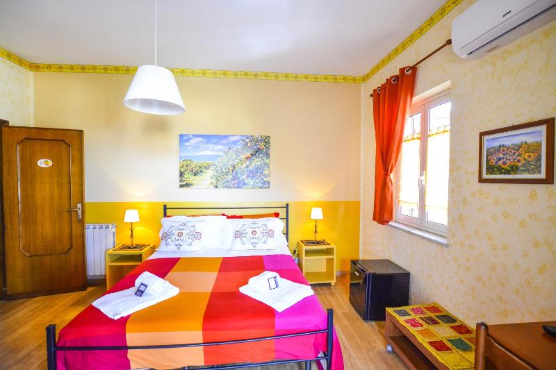 Double or Twin Room with Terrace and Private External Bathroom image 1