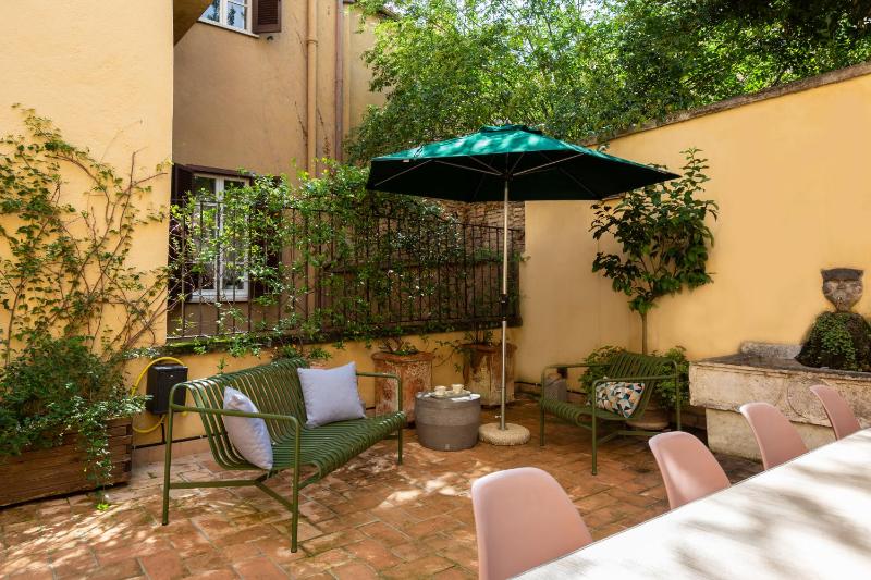 Apartment with Terrace image 3