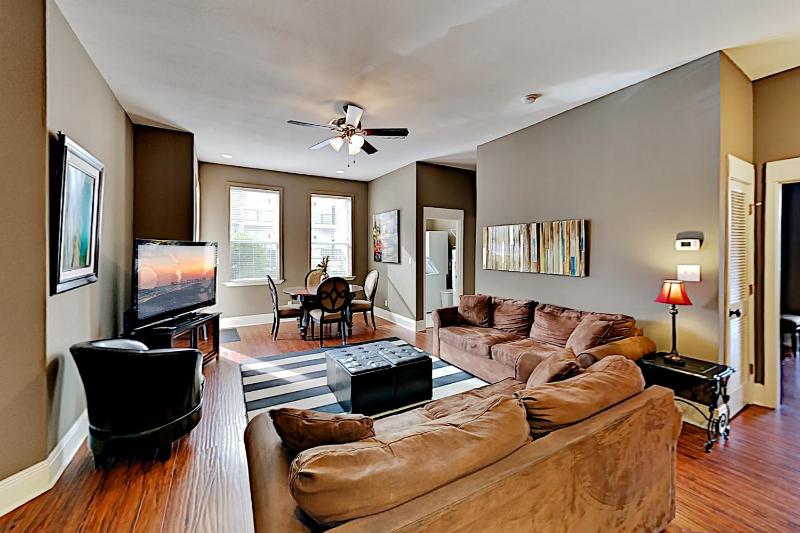 Four-Bedroom Apartment image 1