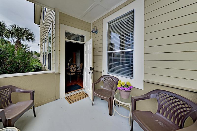 Four-Bedroom Apartment image 3