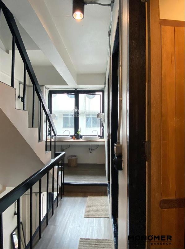 Bunk Bed in Female Dormitory Room   image 4