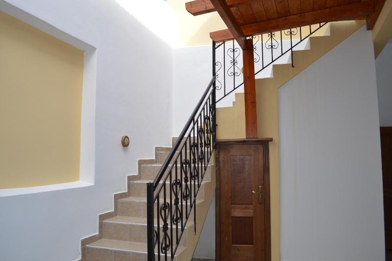 One-Bedroom Apartment image 2