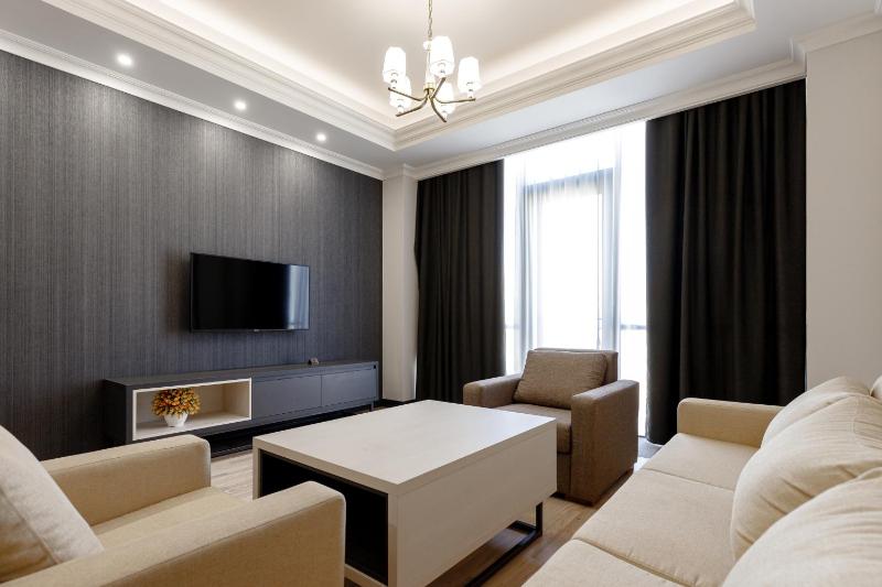 One-Bedroom Apartment image 3