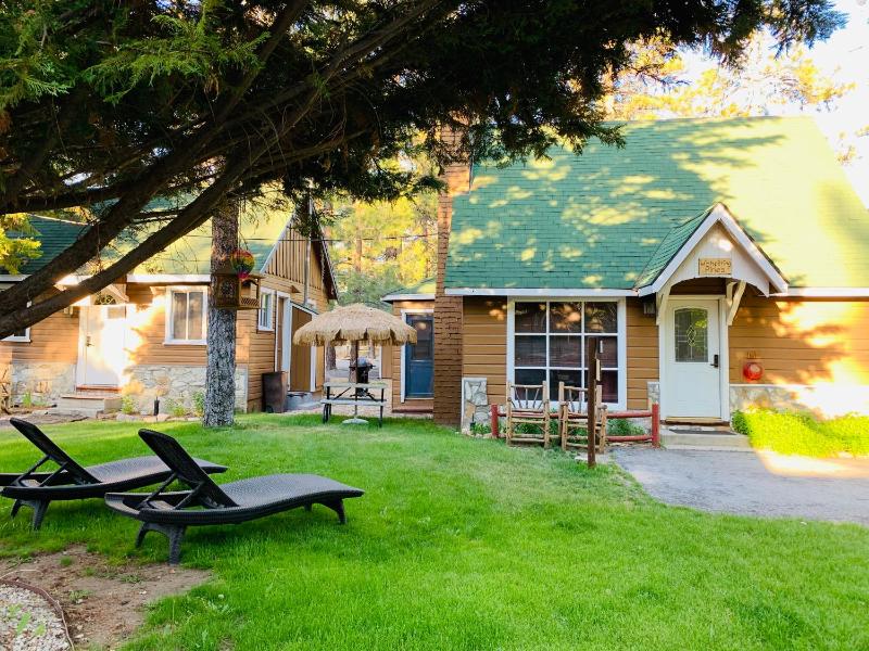 Grey Squirrel Resort - image 48