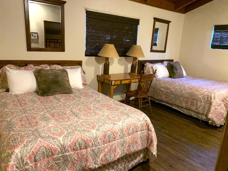 Grey Squirrel Resort - image 32