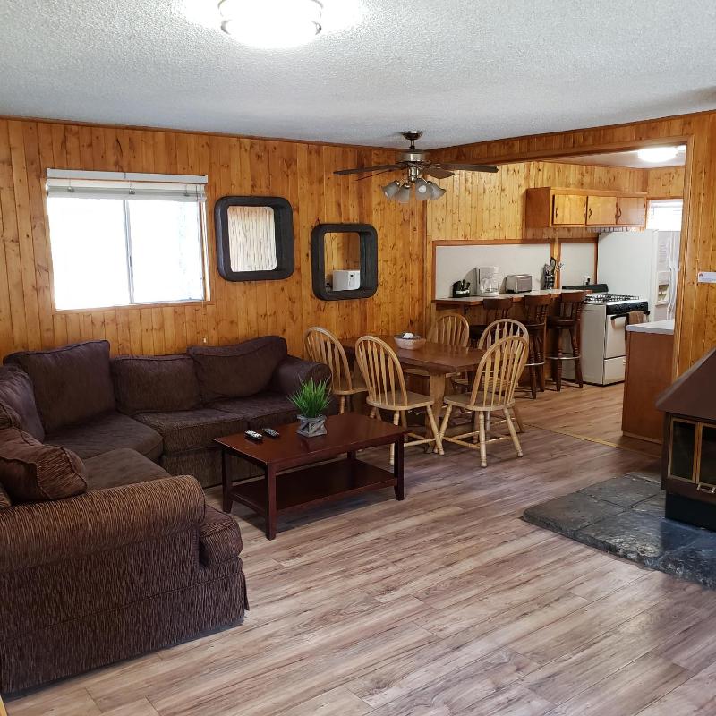Grey Squirrel Resort - image 49