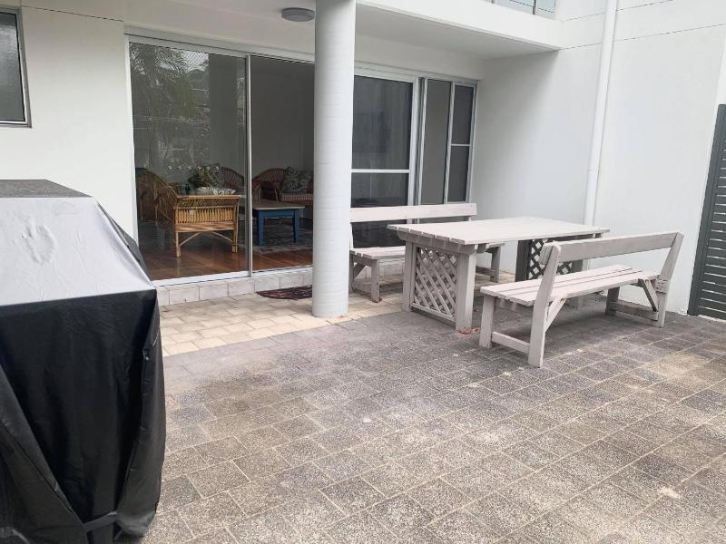 Barefoot 7 Fabulous Fingal Bay - image 4