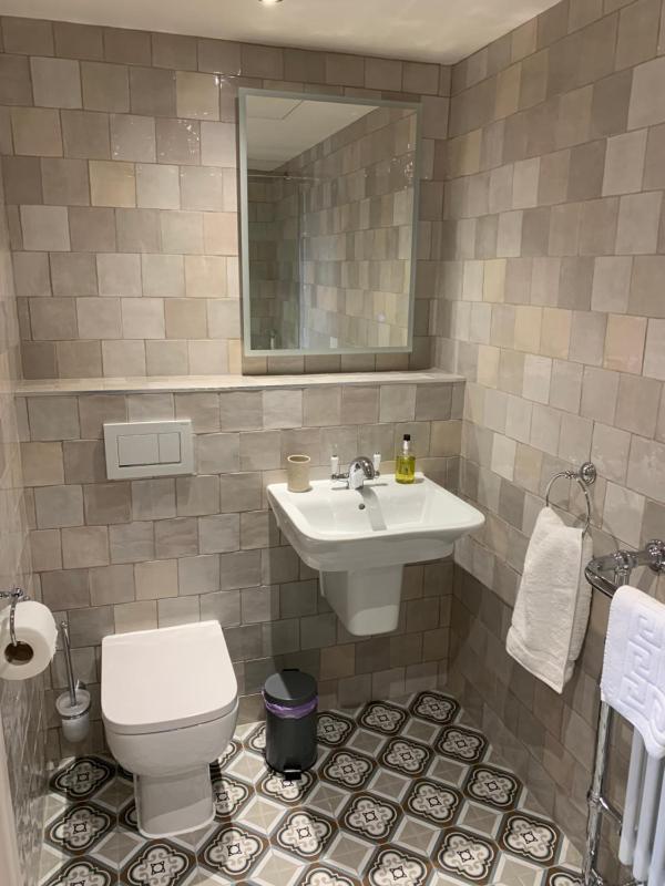 Two-Bedroom Cottage (The Stables) image 4
