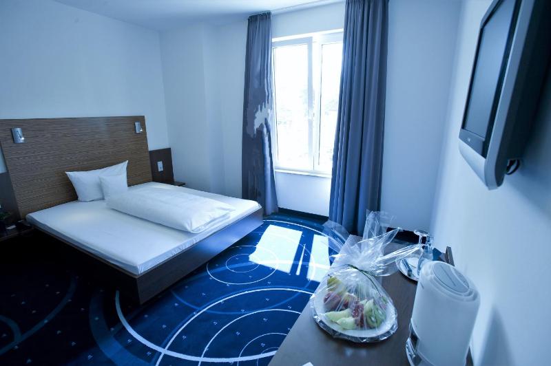 Deluxe Single Room image 3