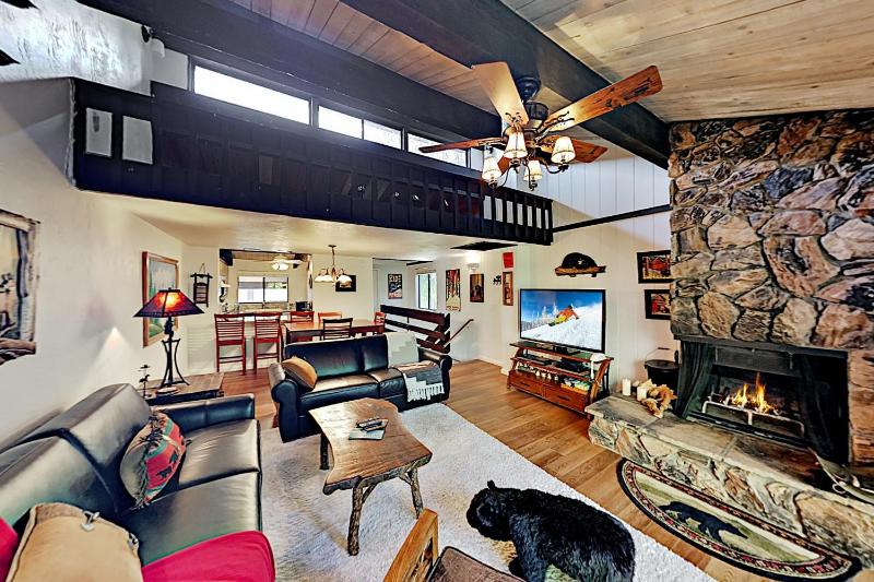 Two-Bedroom Townhouse image 1