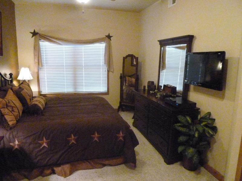Two-Bedroom Apartment (4 Adults) image 2