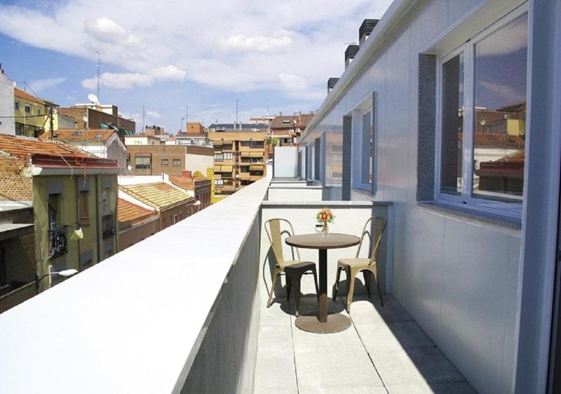 Double Room with Terrace image 3