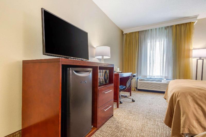 Double Room with Two Double Beds - Non-Smoking image 2
