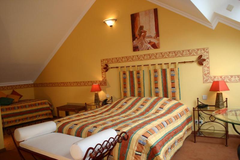 Deluxe Double Room image 1