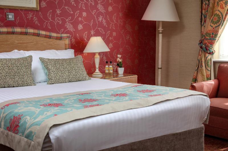 Standard Double Room image 3