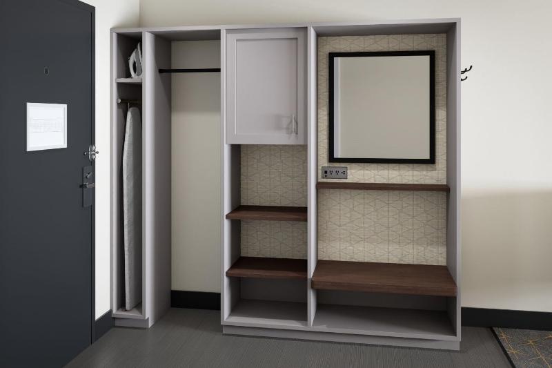 Standard King Room image 2