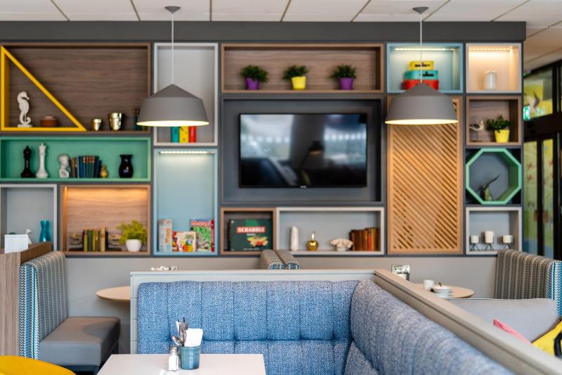 Holiday Inn Bournemouth By IHG - image 4