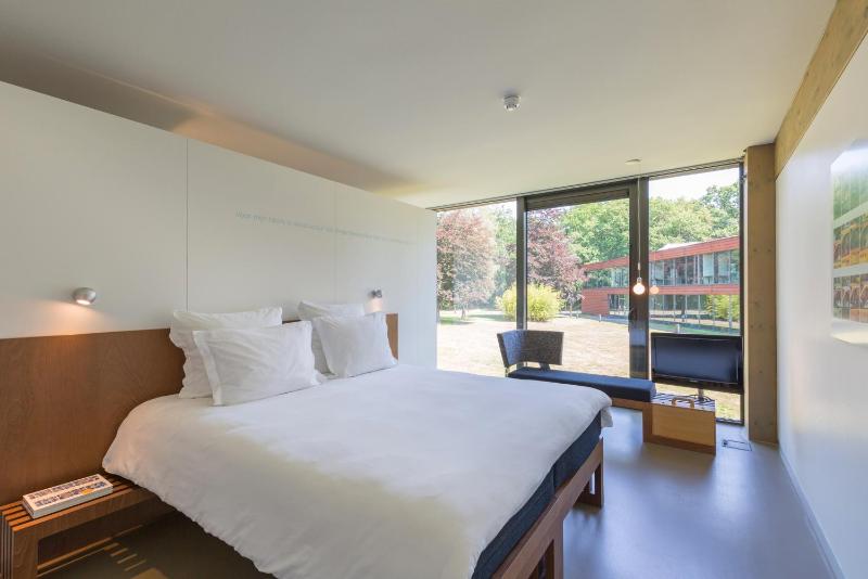 King Room image 1