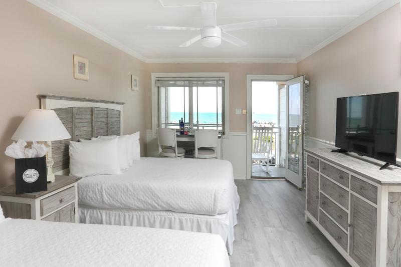 Victoria -  Two Double Beds image 2