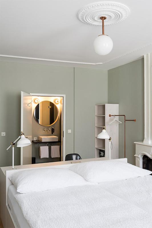 Deluxe Double Room image 2