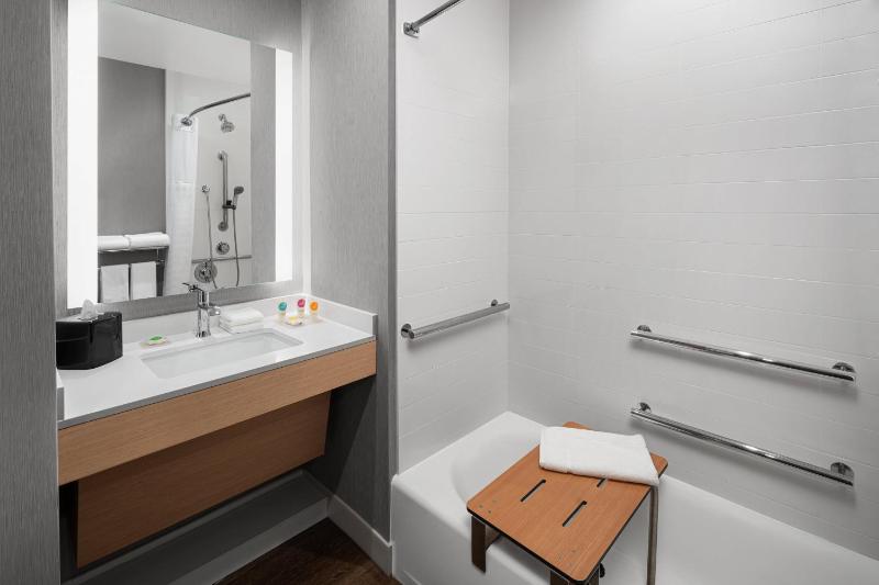 King Room with Sofa Bed and Accessible Tub image 2
